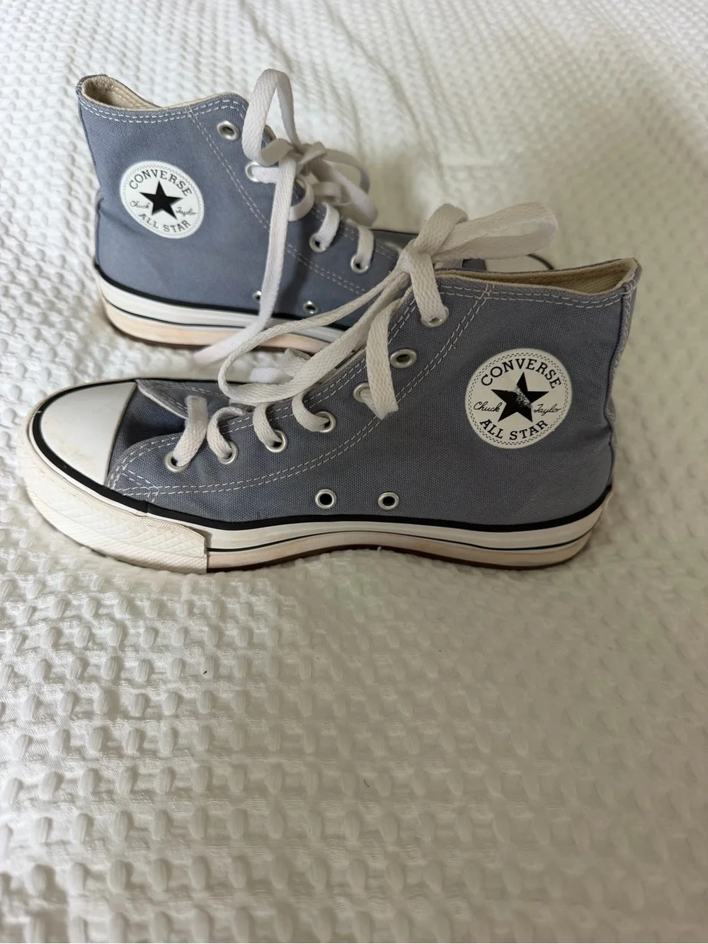 Converse Kids' Chuck Taylor High Top Sneakers - denim color. Size 4!